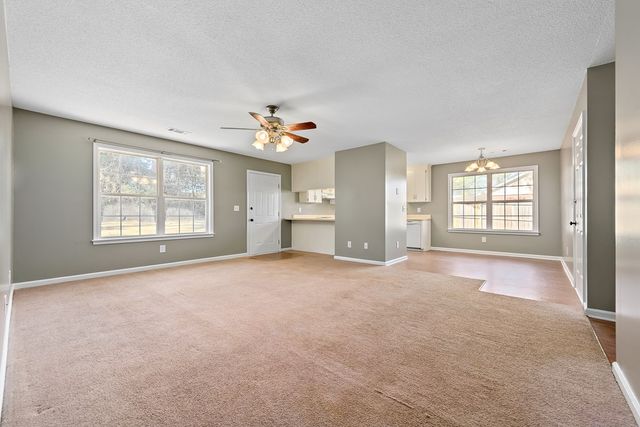 266 Ashley Dr, Ozark, AL 36360