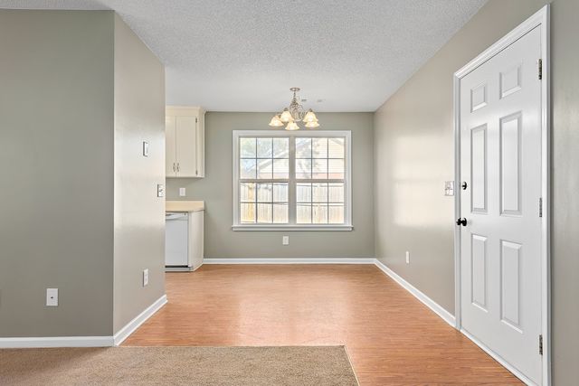 266 Ashley Dr, Ozark, AL 36360