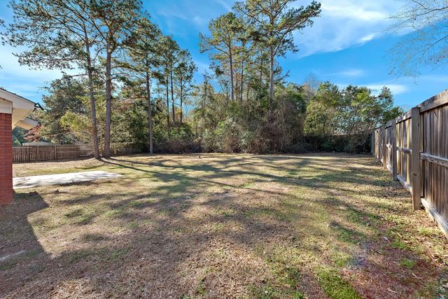 266 Ashley Dr, Ozark, AL 36360