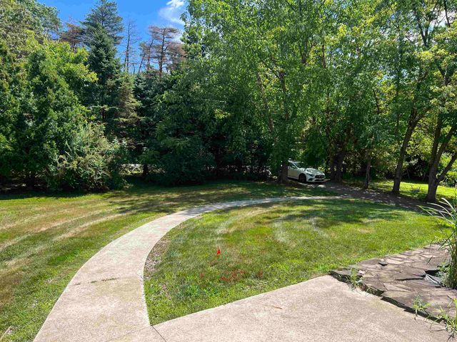 198 Main Street, Sandown, NH 03873