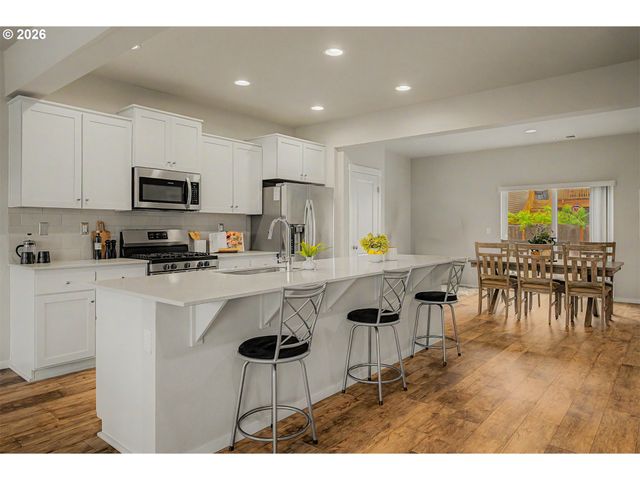 15647 Sw WREN Ln, Beaverton, OR 97007