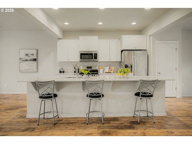 15647 Sw WREN Ln, Beaverton, OR 97007