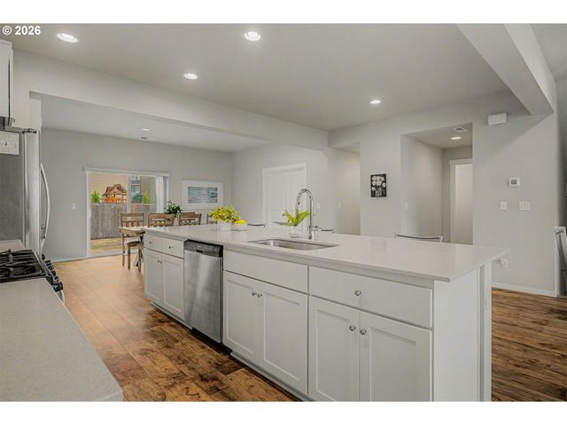 15647 Sw WREN Ln, Beaverton, OR 97007