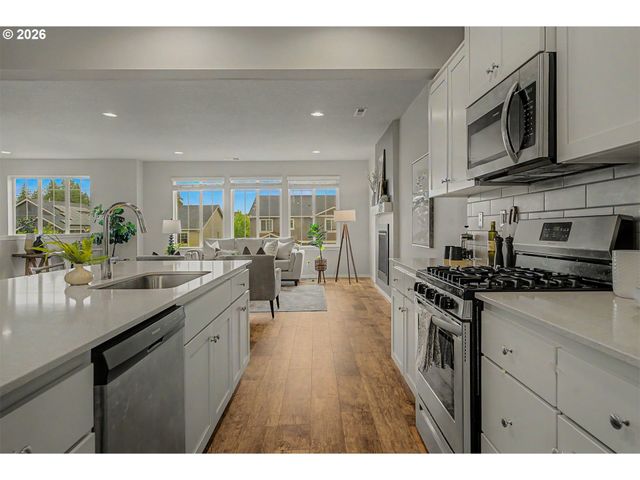 15647 Sw WREN Ln, Beaverton, OR 97007