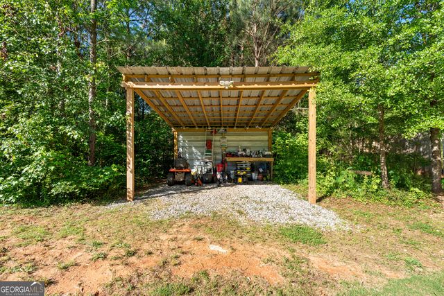 218 Tenney Nelson Road, Grantville, GA 30220