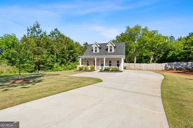 218 Tenney Nelson Road, Grantville, GA 30220