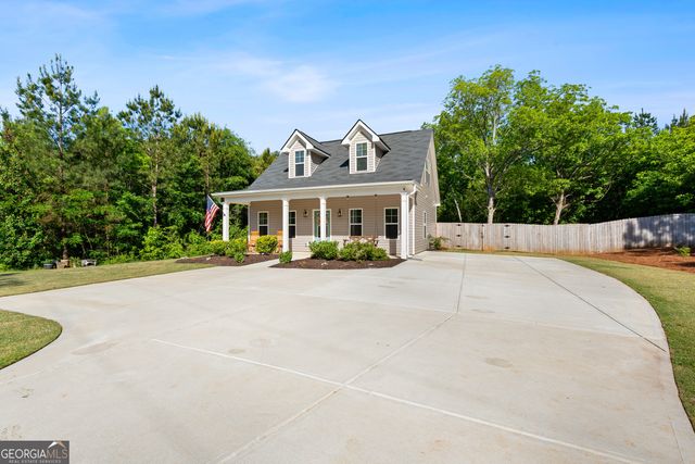 218 Tenney Nelson Road, Grantville, GA 30220