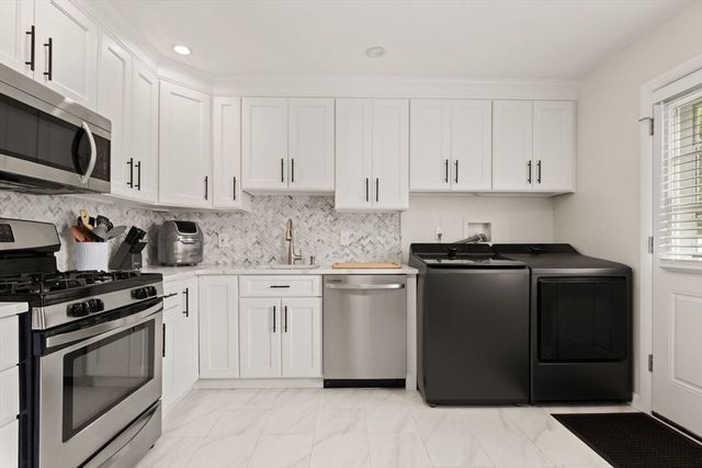 8 Viking Drive, Whitman, MA 02382