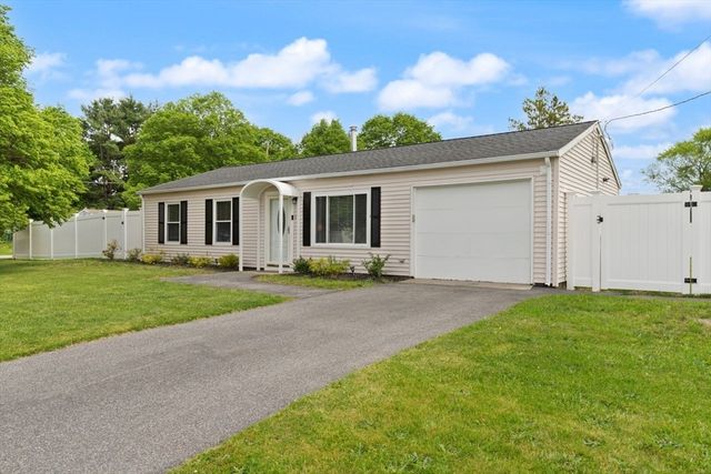 8 Viking Drive, Whitman, MA 02382