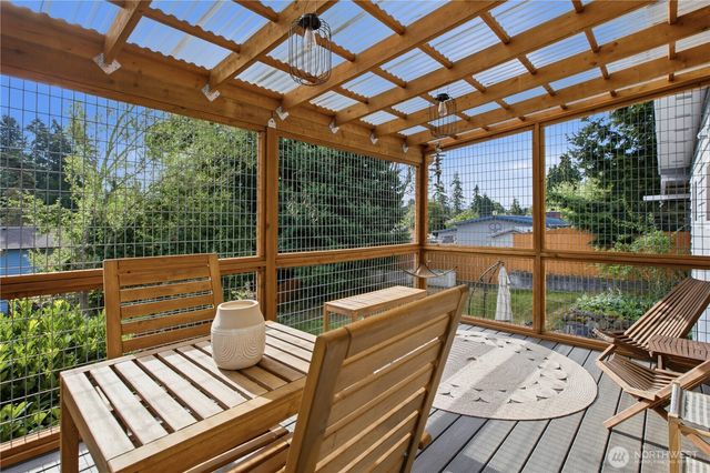 16418 125th Avenue SE, Renton, WA 98058