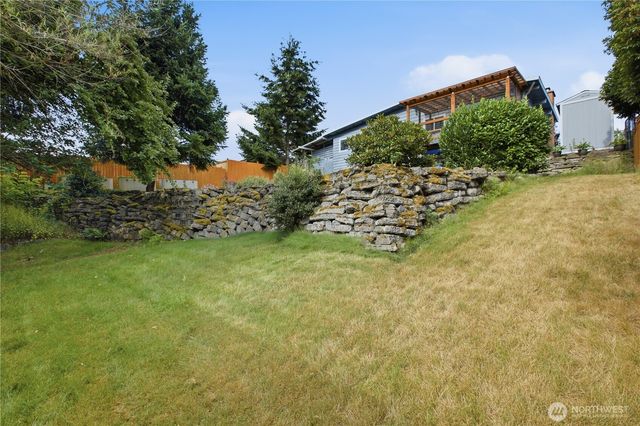 16418 125th Avenue SE, Renton, WA 98058