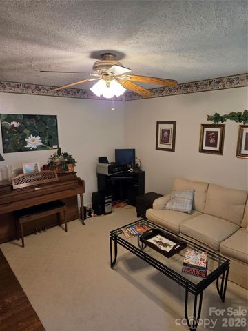 4800 Chapel Grove Road, Gastonia, NC 28052