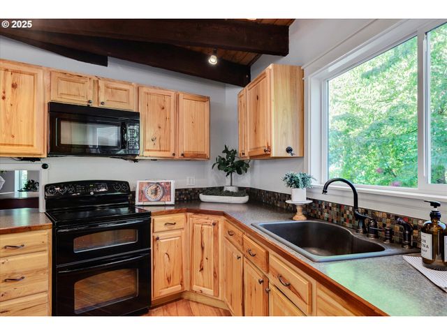 7755 Sw BRACKEN Dr, Cornelius, OR 97113