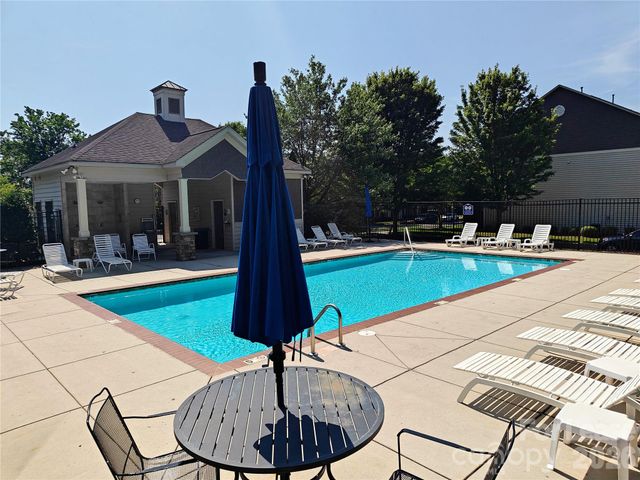 8230 Viewpoint Lane, Cornelius, NC 28031