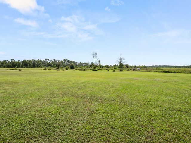 1777 Schuetz Rd, Deridder, LA 70634