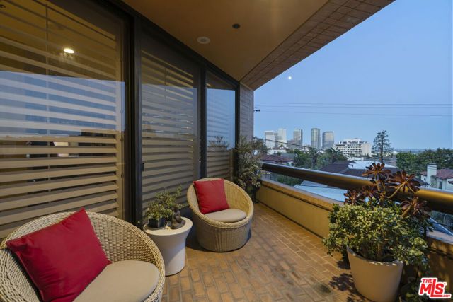 10430 Wilshire Boulevard 305, Los Angeles, CA 90024