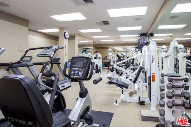 10430 Wilshire Boulevard 305, Los Angeles, CA 90024