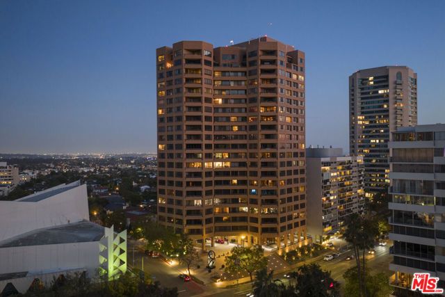 10430 Wilshire Boulevard 305, Los Angeles, CA 90024