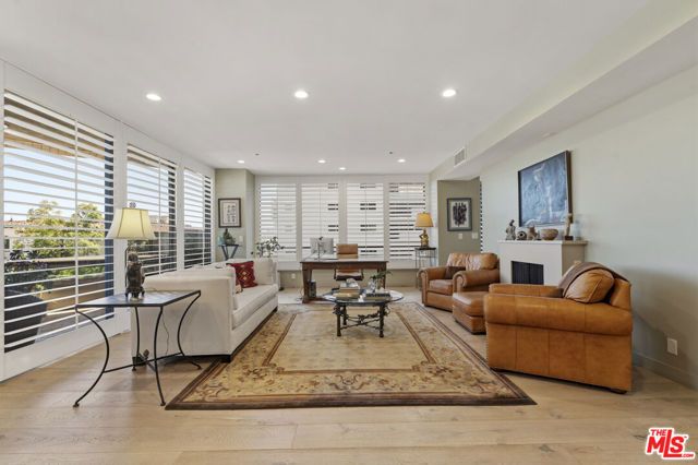 10430 Wilshire Boulevard 305, Los Angeles, CA 90024