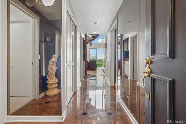 1900 E Girard Place 901, Englewood, CO 80113