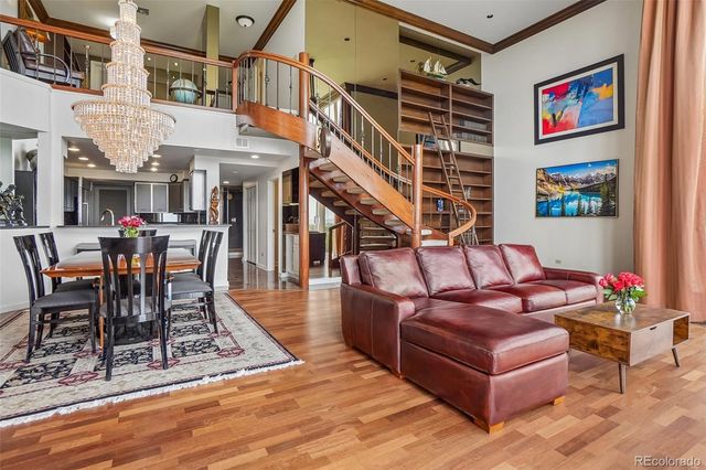 1900 E Girard Place 901, Englewood, CO 80113