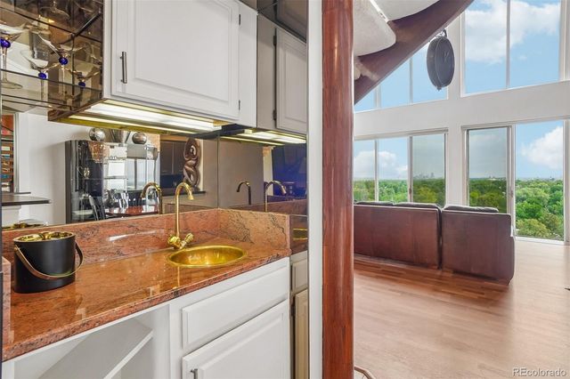 1900 E Girard Place 901, Englewood, CO 80113