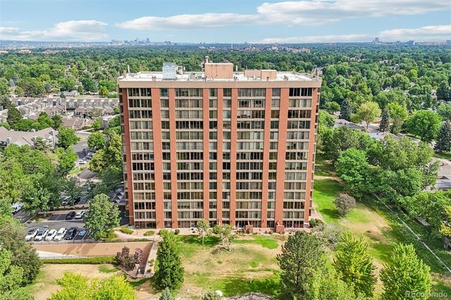 1900 E Girard Place 901, Englewood, CO 80113