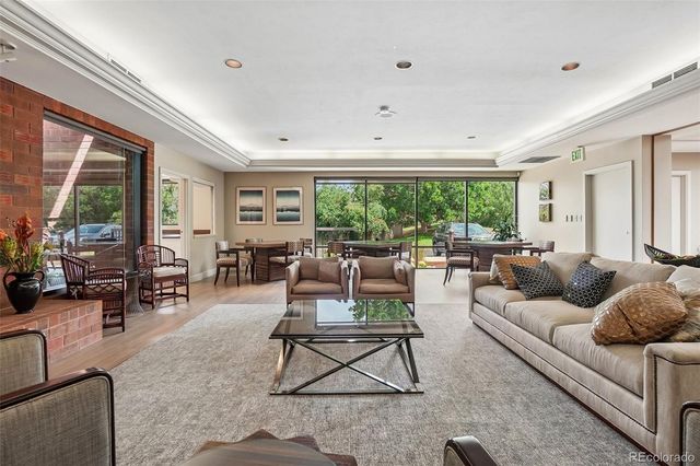 1900 E Girard Place 901, Englewood, CO 80113