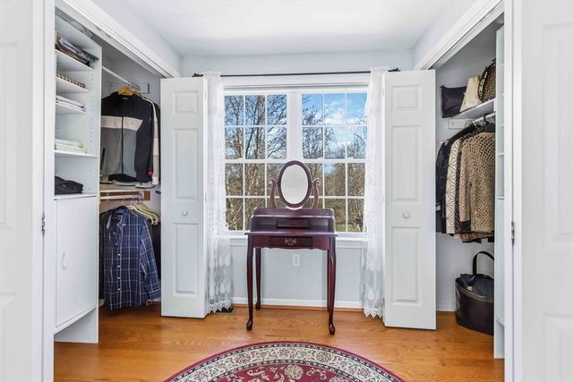 1 Toni Dr, Bellingham, MA 02019