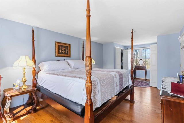 1 Toni Dr, Bellingham, MA 02019