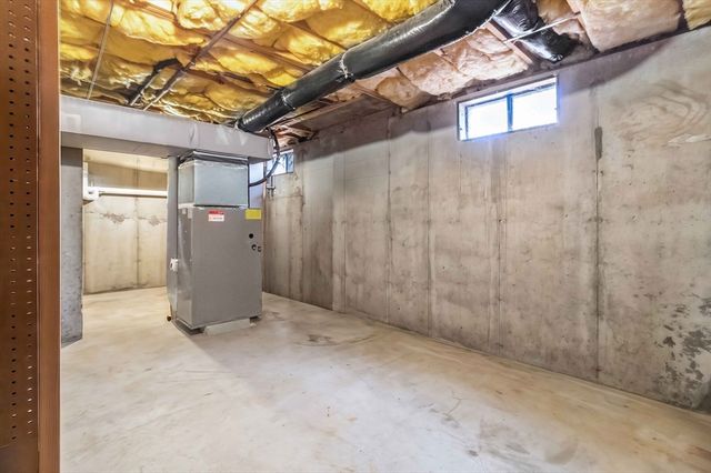 1 Toni Dr, Bellingham, MA 02019