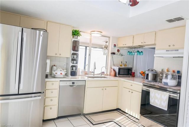 18450 Orangecrest CT, Lehigh Acres, FL 33936