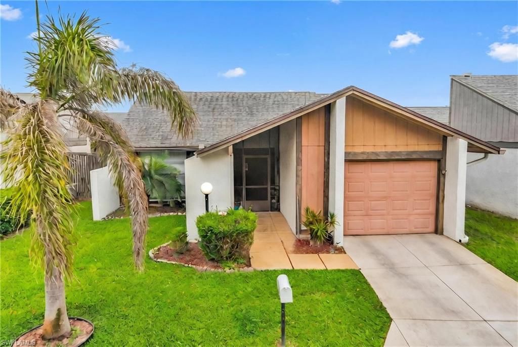 18450 Orangecrest CT, Lehigh Acres, FL 33936