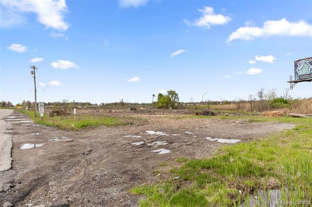 0000 Old Wahrman, Romulus, MI 48174