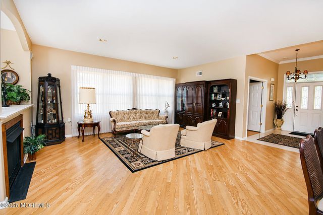 20 Derry Meeting Drive, Manalapan, NJ 07726