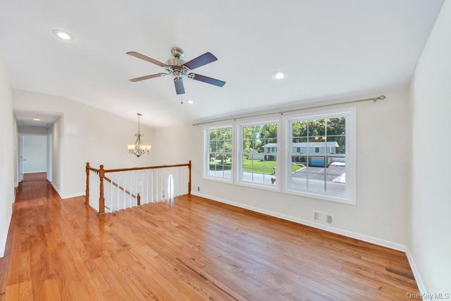 5 Fairway Drive, Port Jefferson Station, NY 11776