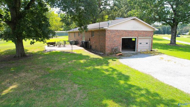 9750 Alabama Highway 101, Town Creek, AL 35672