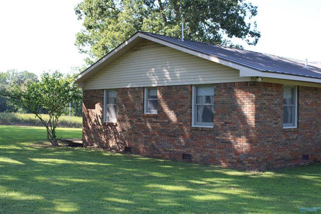 9750 Alabama Highway 101, Town Creek, AL 35672