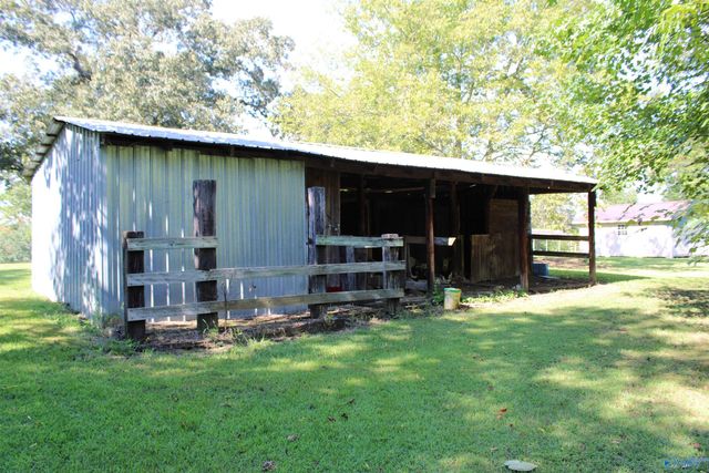 9750 Alabama Highway 101, Town Creek, AL 35672