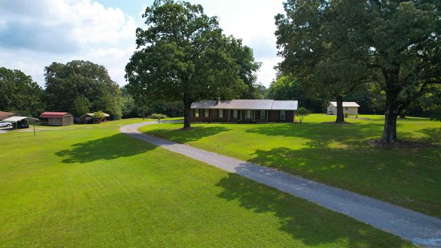 9750 Alabama Highway 101, Town Creek, AL 35672