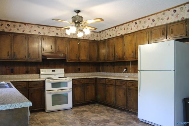 9750 Alabama Highway 101, Town Creek, AL 35672