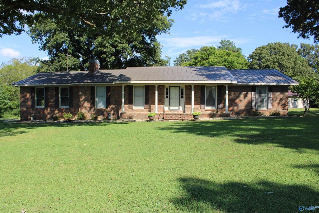 9750 Alabama Highway 101, Town Creek, AL 35672