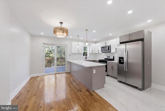 5859 SYLVESTER ST, Philadelphia, PA 19149