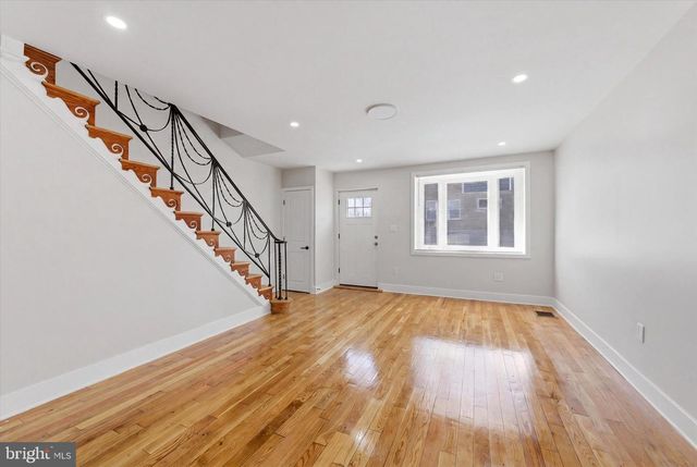5859 SYLVESTER ST, Philadelphia, PA 19149