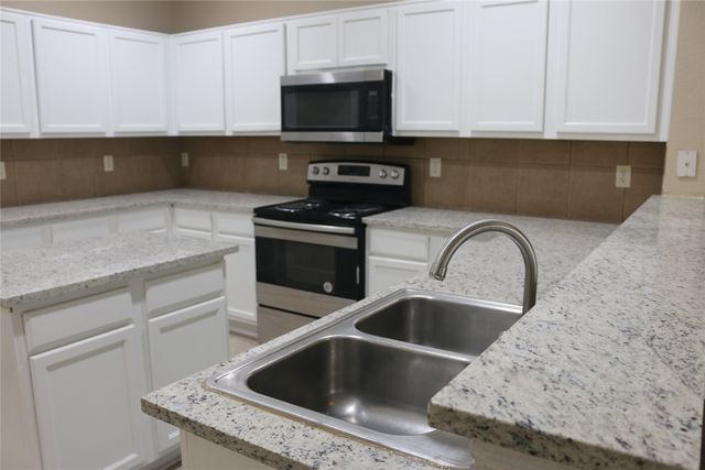 327 Regency Drive, Allen, TX 75002