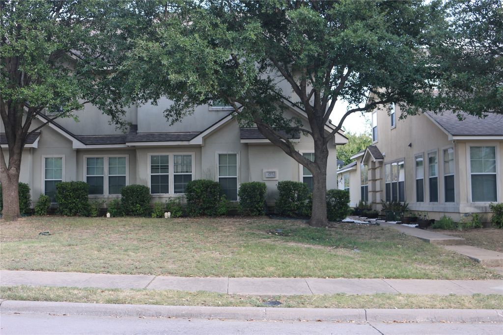 327 Regency Drive, Allen, TX 75002