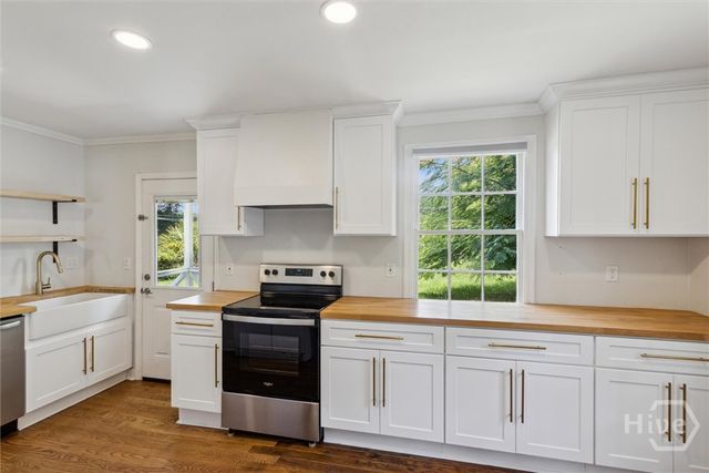 2032 Beech Street, Savannah, GA 31404