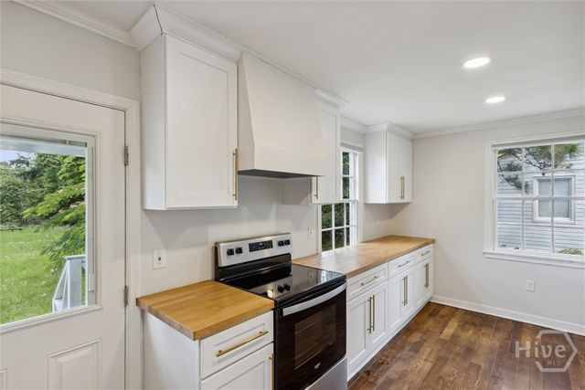 2032 Beech Street, Savannah, GA 31404
