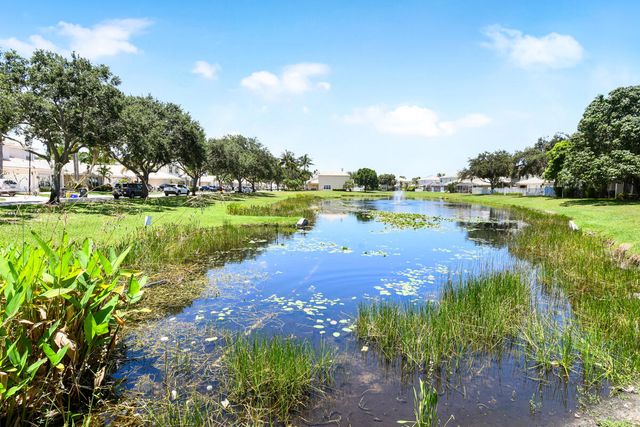 4952 Southard Street, Lake Worth, FL 33463