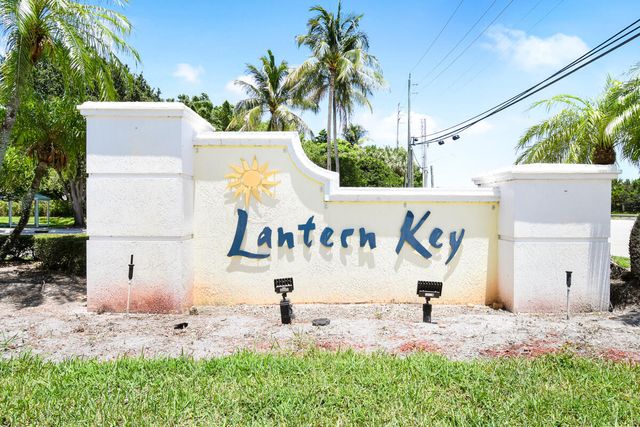 4952 Southard Street, Lake Worth, FL 33463